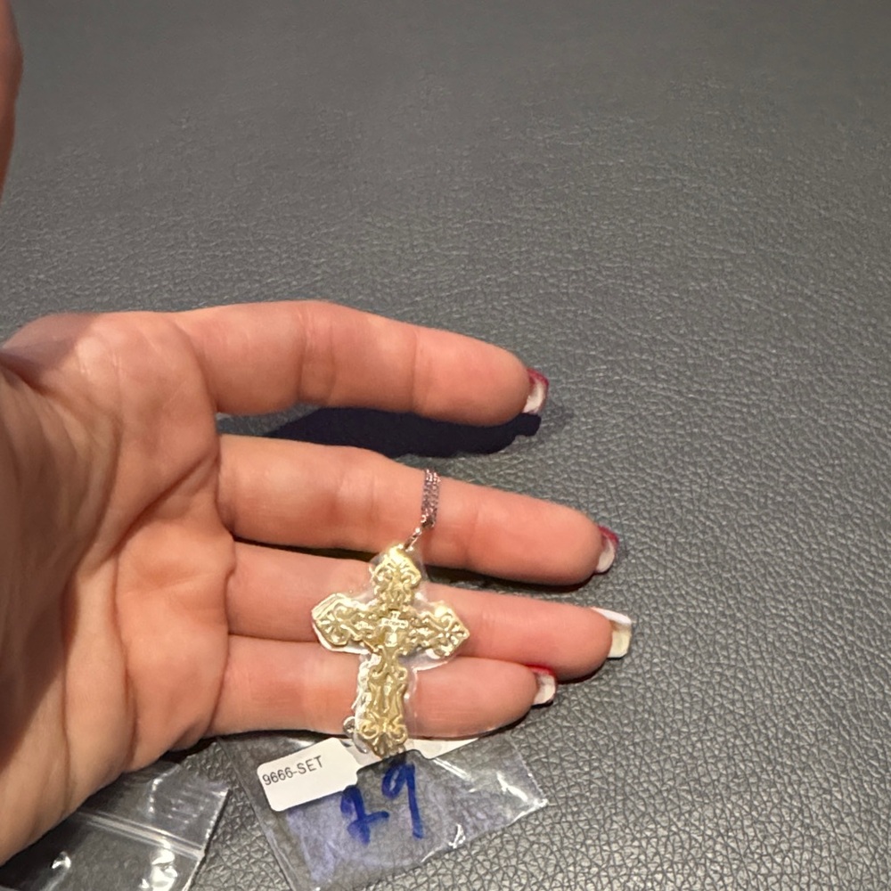 Elegant Gold plated Cross Pendant Necklace